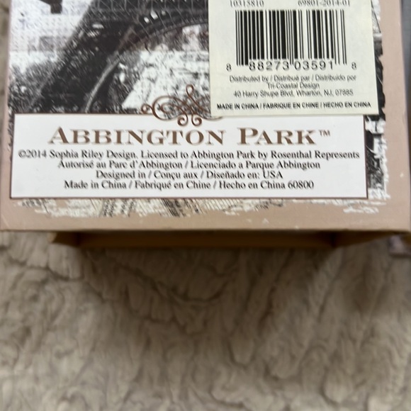 Paris decorative box decor storage, 2 piece, new condition - Picture 15 of 16